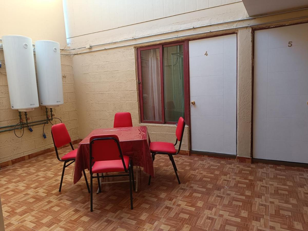 Hostal Ollague, Habitaciones Con Bano Privado Каламa Екстериор снимка